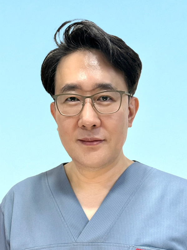 제20대 회장 김대중 사진